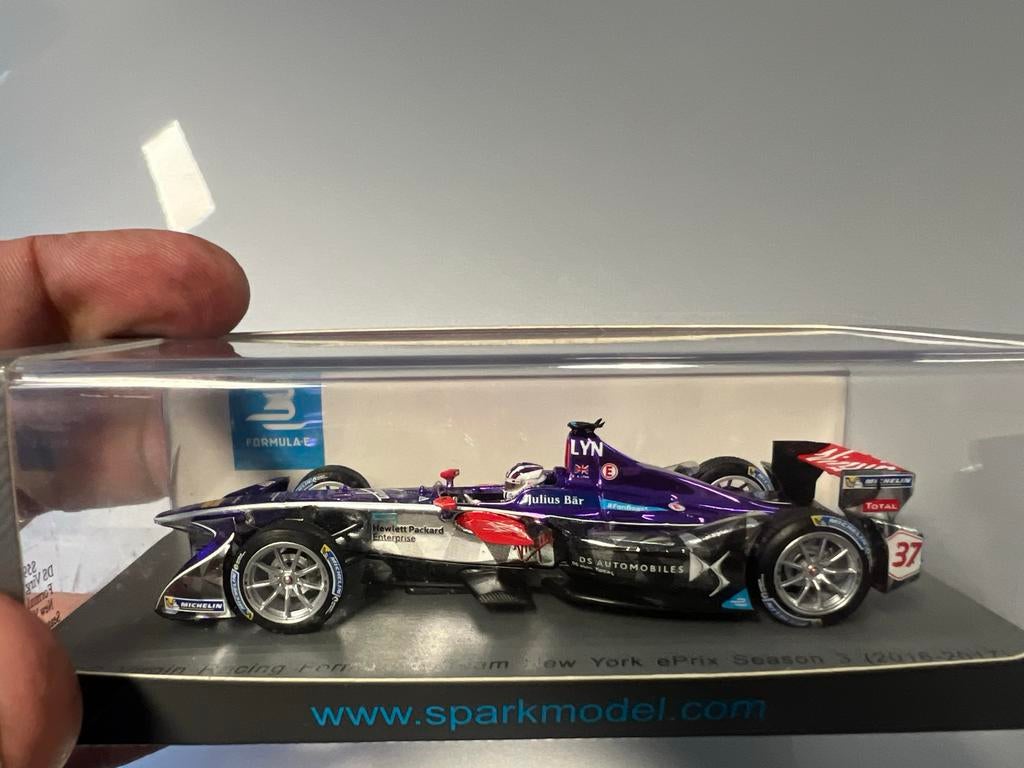 DS Virgin Racing Formula E Team New York ePrix Season 3, Ophalen of Verzenden, Zo goed als nieuw, Auto, Overige merken