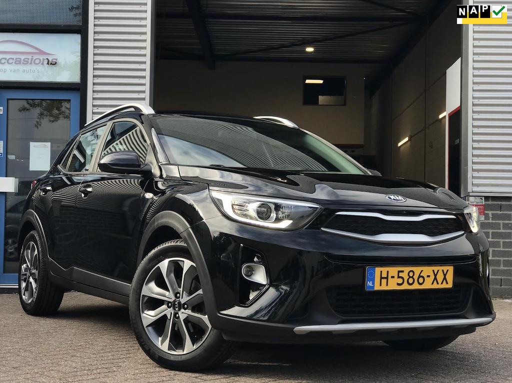 Kia Stonic 1.0 T-GDi DynamicLine|Navi|Camera|Cruise|PDC|DAB+, Voorwielaandrijving, 450 kg, Gebruikt, Euro 6