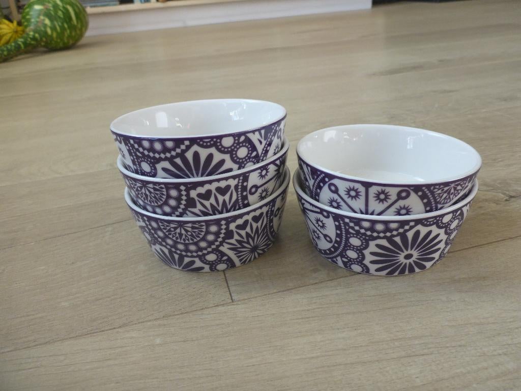 5 dipschaaltjes, hema., Keramiek, Overige typen, Ophalen of Verzenden, Zo goed als nieuw