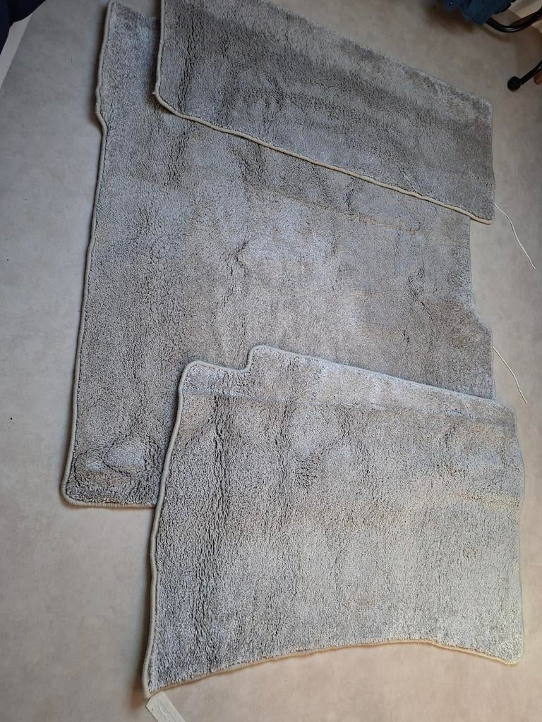 Tapijt voor caravan, Ophalen