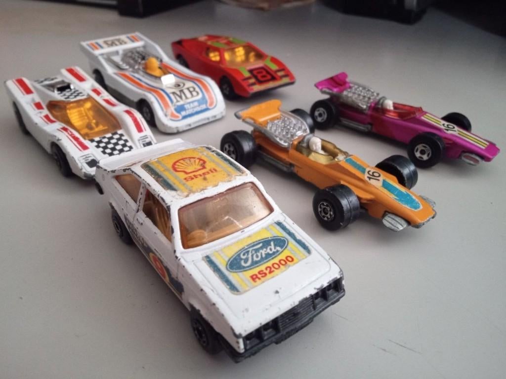 Leuk setje met 6 matchbox autos, Formule 1, Hi Tailer, Ford, Ophalen of Verzenden, Gebruikt