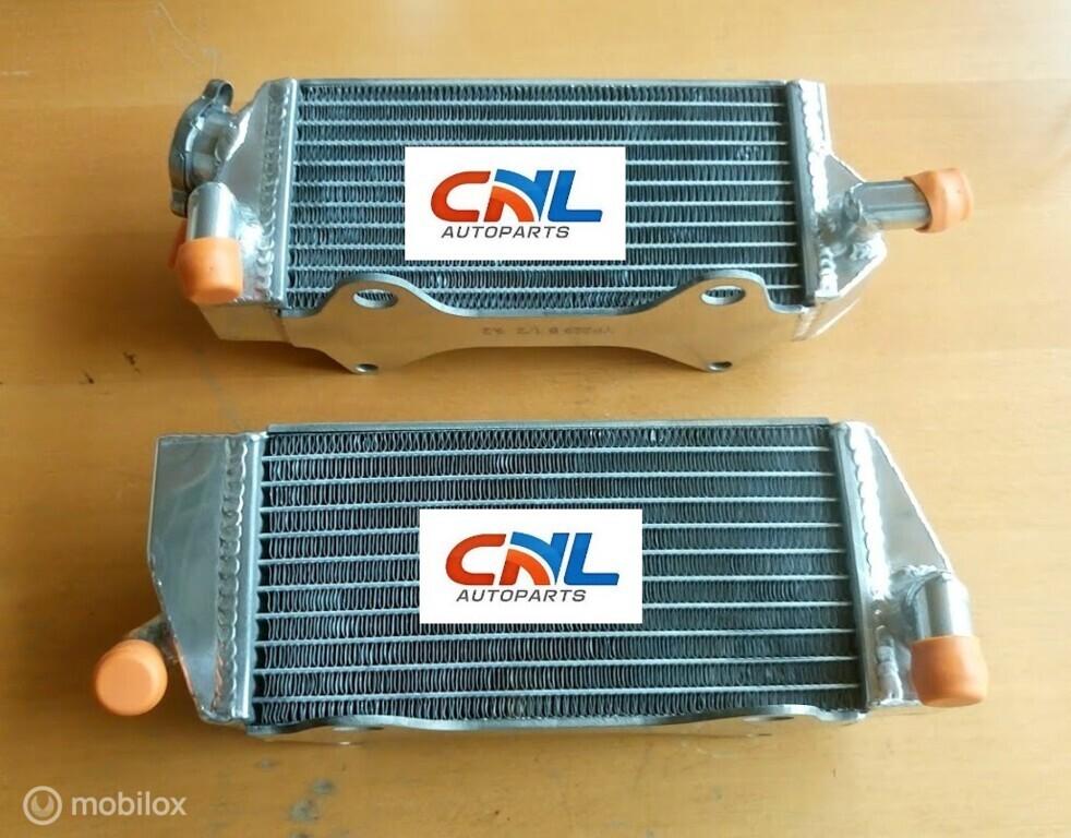Radiateur Kawasaki KX250 KX 250 KX-250 1983 83 radator, Nieuw, Ophalen of Verzenden