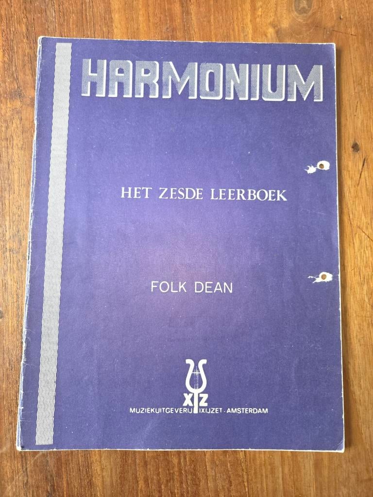 Harmonium: Het Zesde Leerboek - Folk Dean, Ophalen of Verzenden, Gebruikt, Les of Cursus