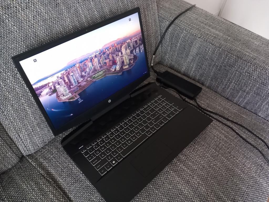Hp Pavilion 17, Ophalen of Verzenden, Zo goed als nieuw, 17 inch of meer, 2 tot 3 Ghz