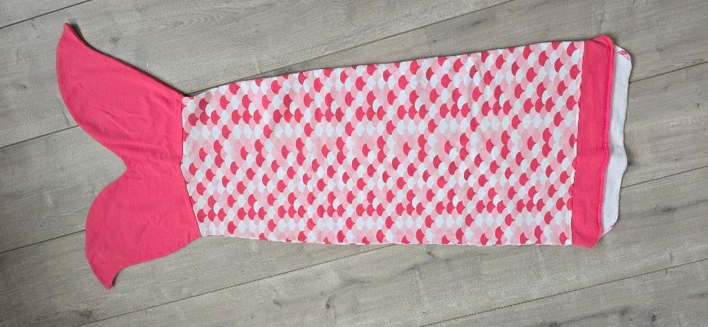 Warme Zeemeermin Voetenzak / Deken - Roze Schubben, Kinderen en Baby's, Ophalen of Verzenden, Zo goed als nieuw, 100 cm of meer