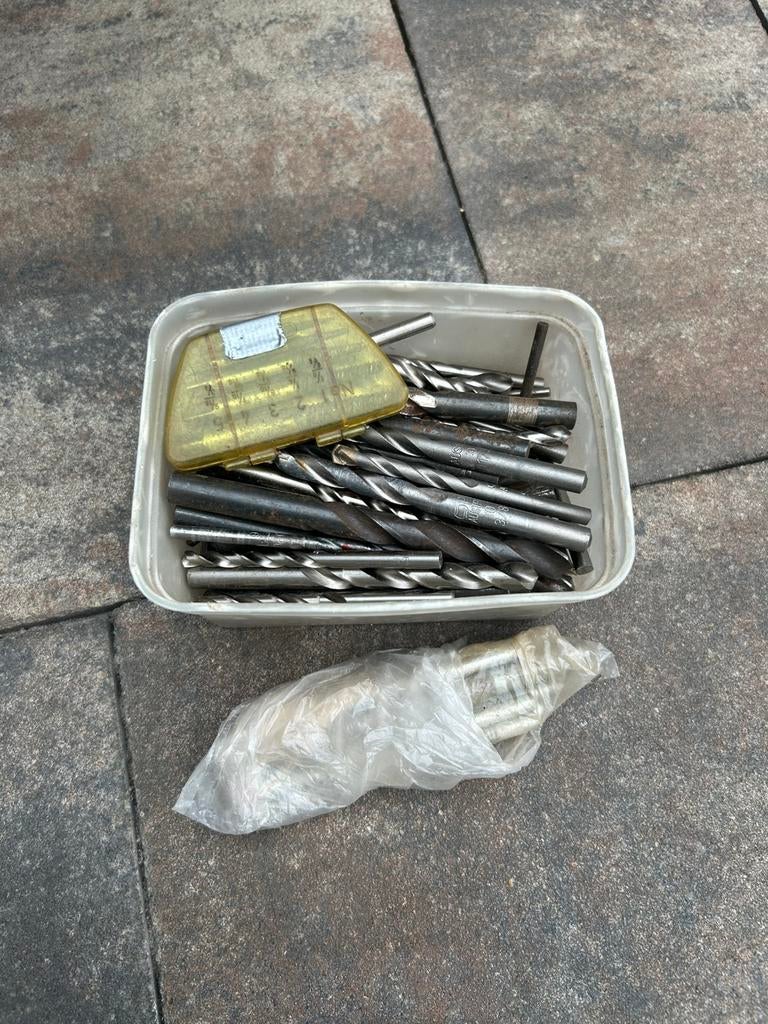 Diverse  metaalboren en tappen, Ophalen, Gebruikt