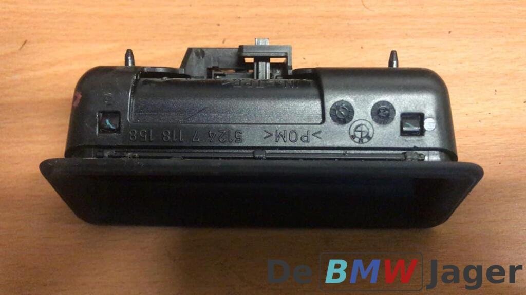 Drukknop achterklep BMW E88 E91 E60 E61 E70 E71 51247118158, Gebruikt, Ophalen of Verzenden, BMW, BMW