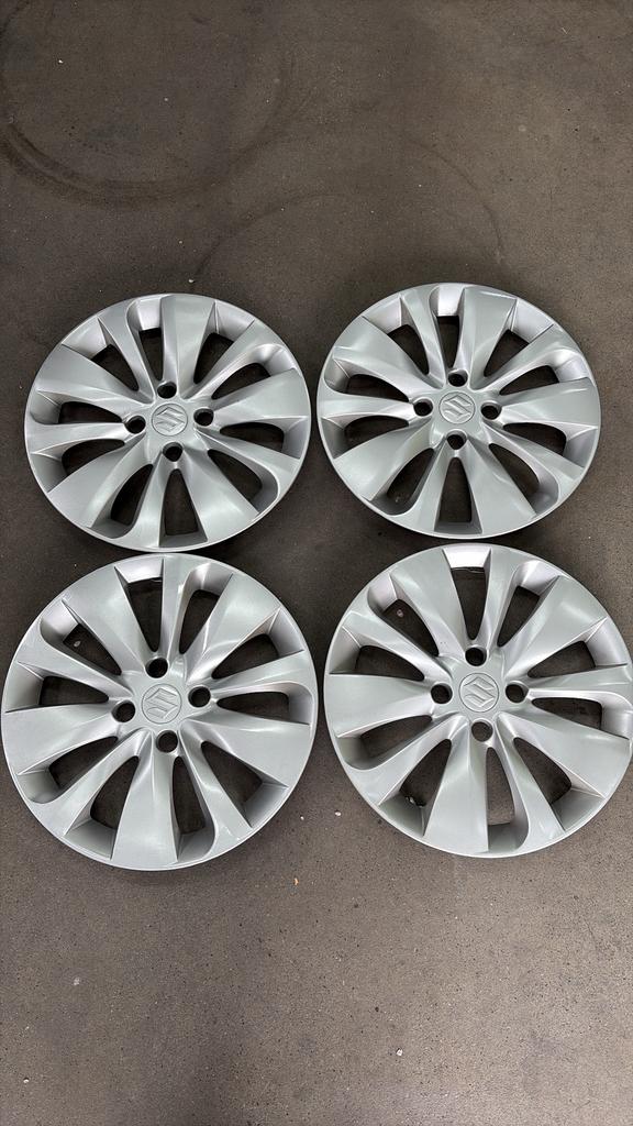 Set Suzuki Wieldoppen 15 inch 4 stuks, Ophalen of Verzenden, Nieuw