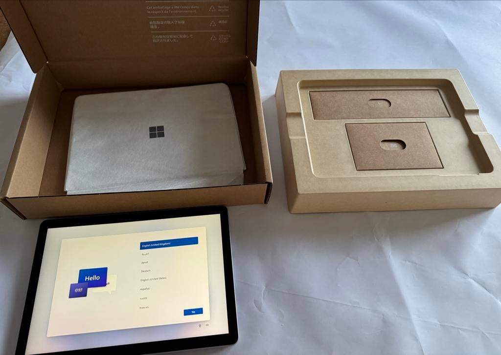 Microsoft Surface Go 3 (LTE Advanced) i3 8GB RAM 128GB, Computers en Software, Windows Tablets, 10 inch, Ophalen of Verzenden