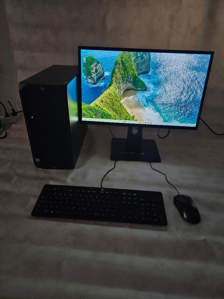 HP Z2 met 24inch monitor, 32 GB, 512 GB, Zo goed als nieuw, SSD