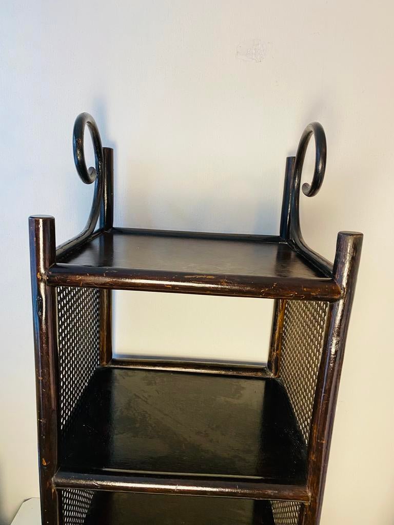 Manou / rotan jaren 80 nachtkastje / kleine kast, Gebruikt, Minder dan 45 cm, Onbekend, Ophalen of Verzenden