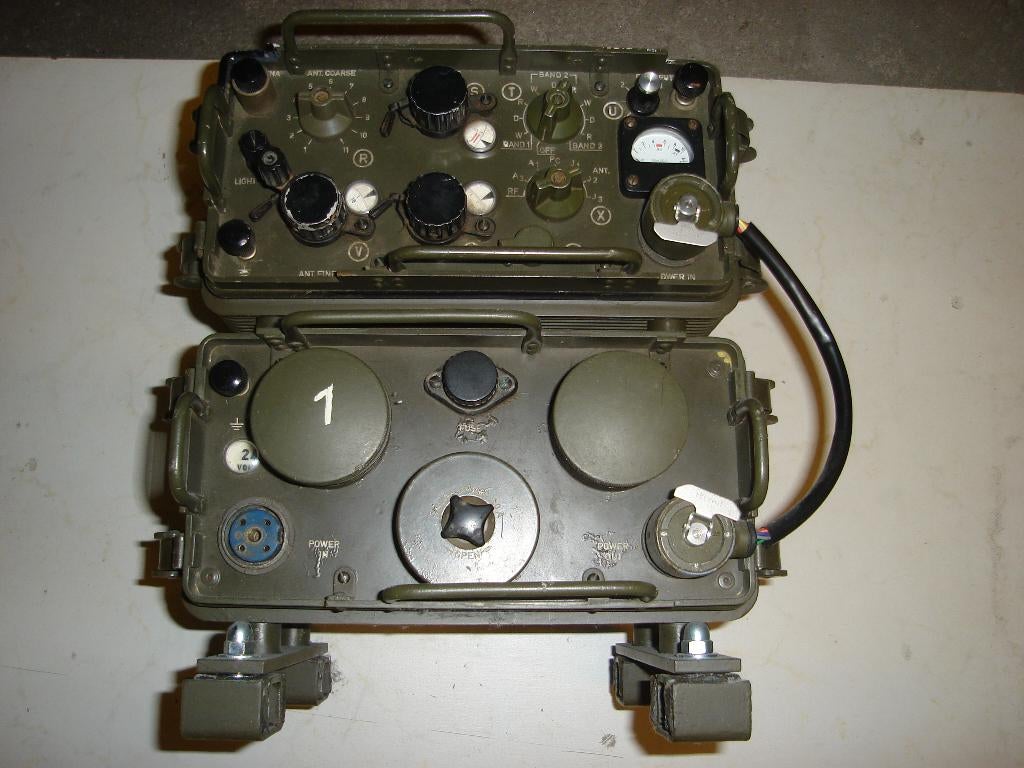 RA1   power amp  GRC 9 getest, Telecommunicatie, Zenders en Ontvangers, Ophalen of Verzenden