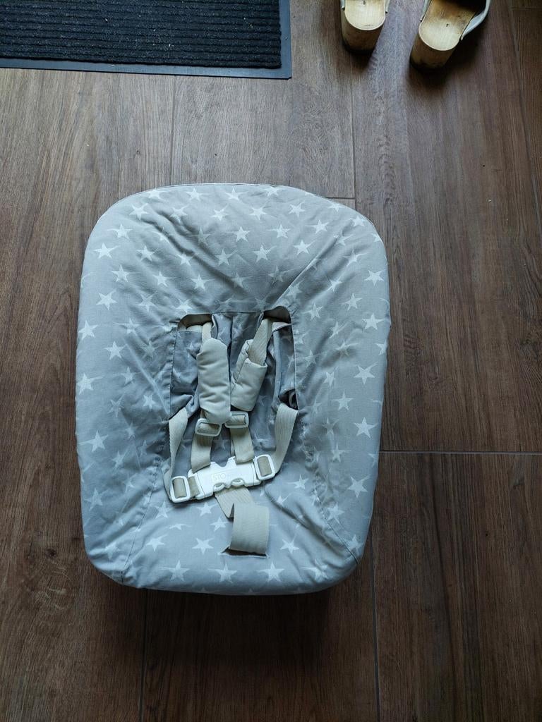 Newborn hoes 2- zijdig bruikbaar stokke trapp oud model, Ophalen of Verzenden, Gebruikt, Meegroeistoel