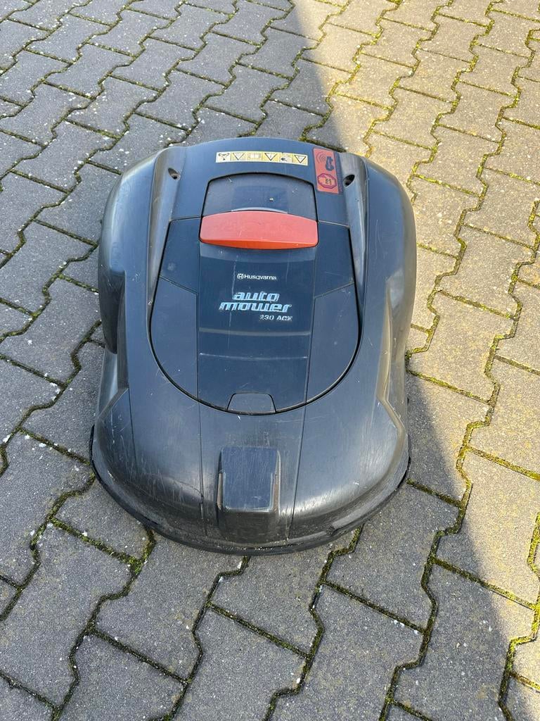 Kap voor Husqvarna Automower 230 ACX - Lichte schade, Ophalen, Gebruikt
