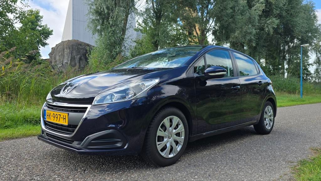 Peugeot 208 1.2 PureTech Active | Automaat | 2015, Auto's, Peugeot, Stof, Zwart, 1199 cc, 82 pk