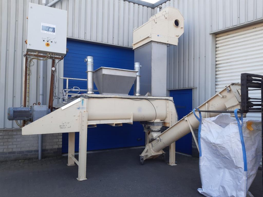 Mengmachine Lintmenger Menger, Ophalen