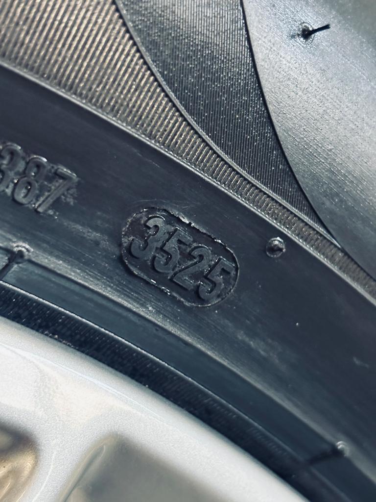 DEMOSET Audi Q5 FY velgen + winterbanden, Ophalen, Banden en Velgen, Nieuw, 17 inch