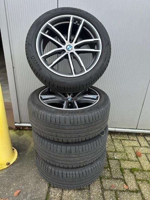 Zomerset BMW 5-serie 245/45/R18 styling 662M, Ophalen, 18 inch, Banden en Velgen, Personenwagen