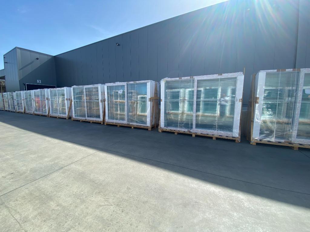 pvc kozijn ramen, deuren, schuifpui, stockverkoop Ramenhal, Kunststof, Nieuw, Ophalen of Verzenden, Raamkozijn