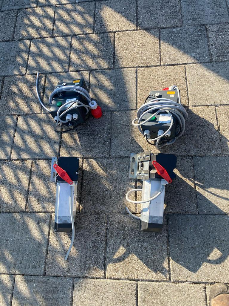 Garagedeur motor, as motor, roldeur motor, aandrijving NL, Ophalen of Verzenden, 120 cm of meer, Garagedeur, 215 cm of meer