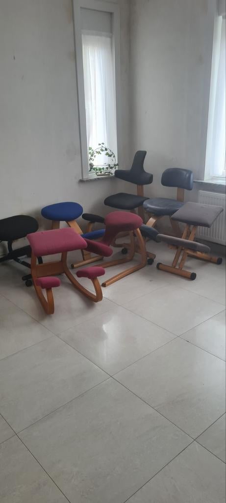Ergonomische kniestoelen - Diverse modellen, Huis en Inrichting, Stoelen, Gebruikt, Vijf, Zes of meer stoelen, Hout, Stof, Overige kleuren