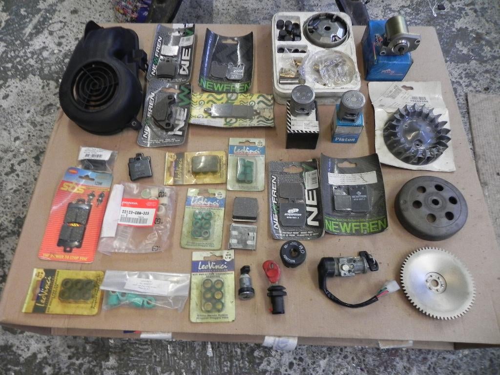 Scooter onderdelen   nieuw., Ophalen of Verzenden, Nieuw, Overige typen