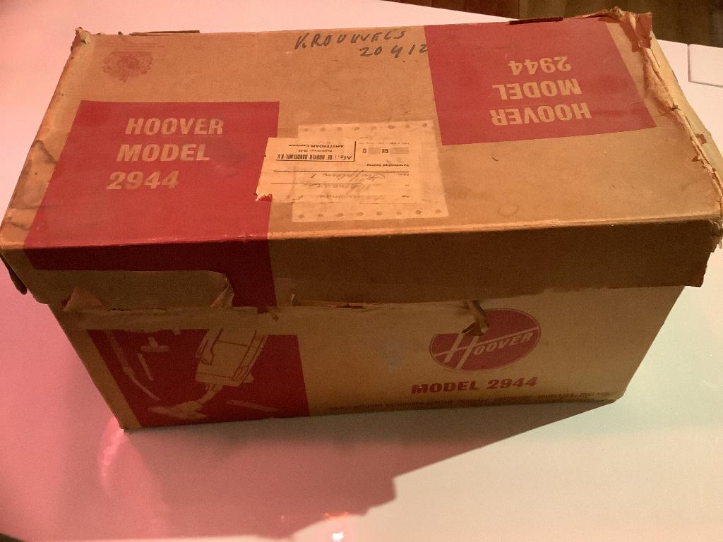 Retro stofzuiger van Hoover in de doos., Ophalen of Verzenden, Huis en Inrichting