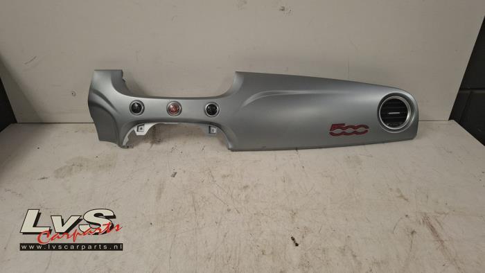 Dashboard sierlijst van een Fiat 500, Gebruikt, -, -, Ophalen of Verzenden
