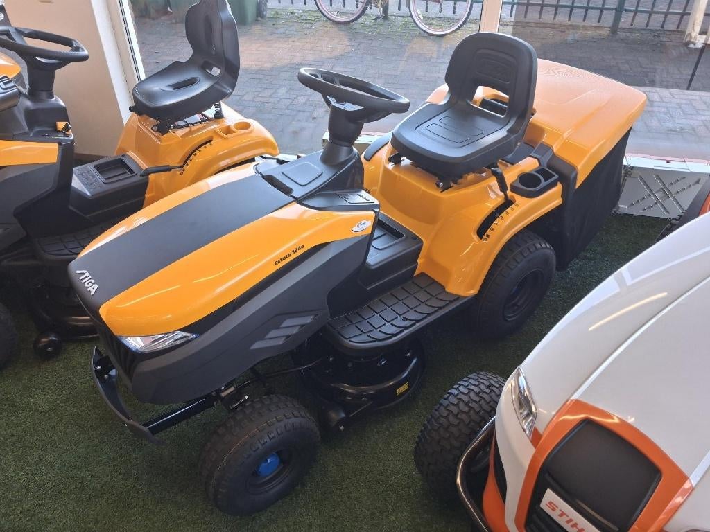 Stiga Estate 384e accuzitmaaier (16098), Ophalen, Stiga, Nieuw, Opvangbak