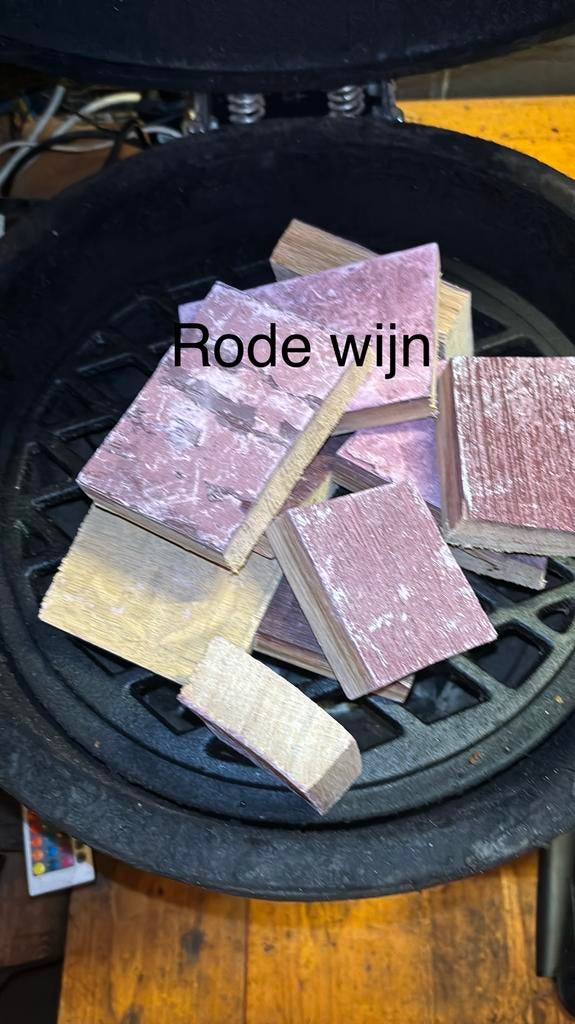 Rodewijn chunks rookhout, Tuin en Terras, Barbecue-accessoires, Ophalen of Verzenden, Nieuw