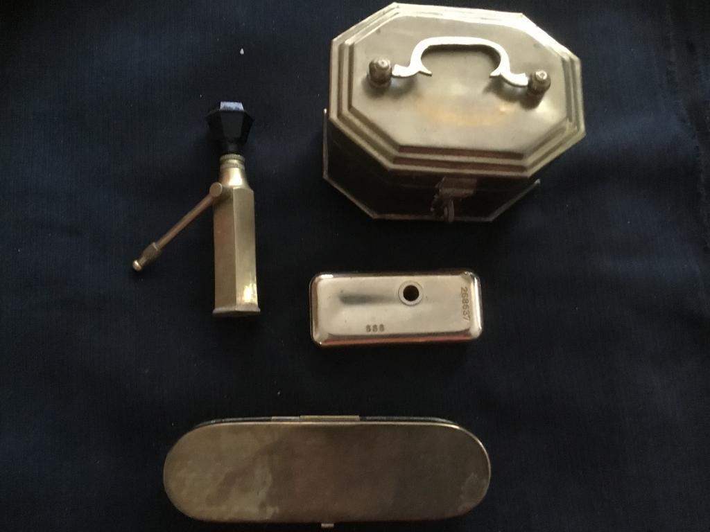 Koper kisjes enz.    €10.00.  Bieden, Antiek en Kunst, Ophalen of Verzenden, Koper