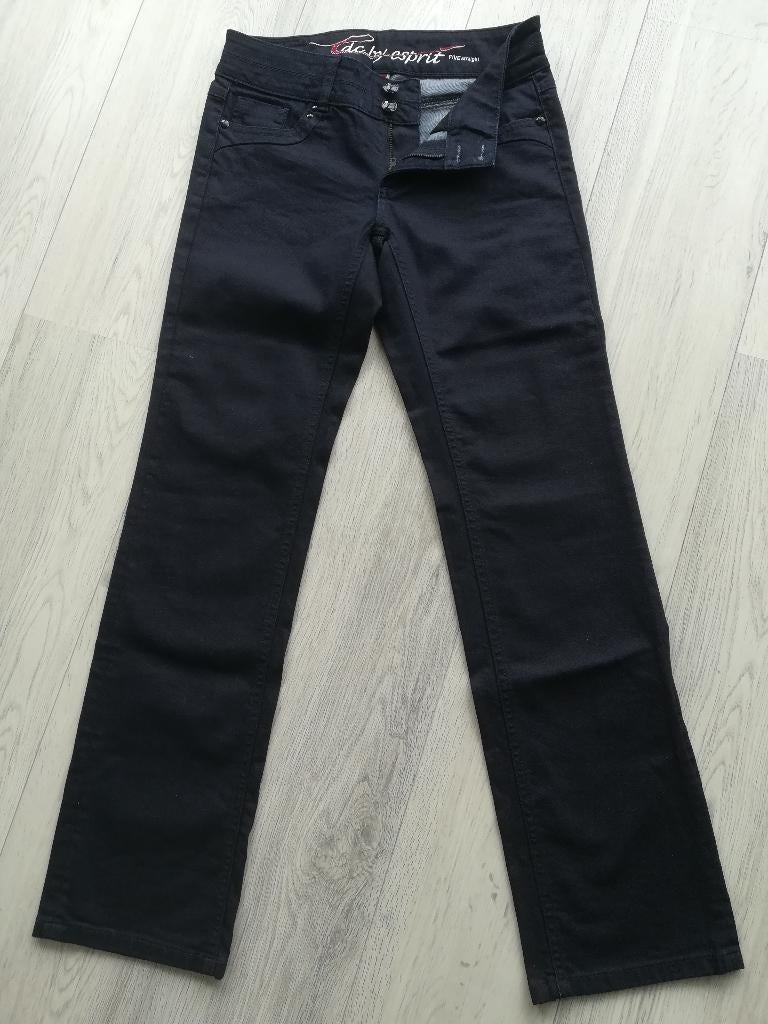 ESPRIT spijkerbroek FIVE Straight flared maat 28 x 32 - nieu, Zwart, Ophalen of Verzenden, Zo goed als nieuw, W28 - W29 (confectie 36)