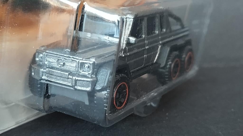 Mercedes Benz G klasse AMG 6x6 1;64 3inch Matchbox Pol, Auto, Verzenden, ., Nieuw