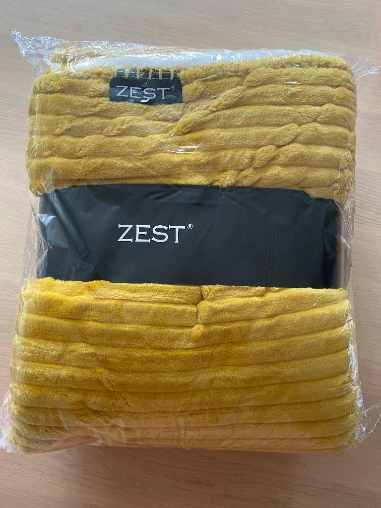 Gele plaid zest, Ophalen, Nieuw