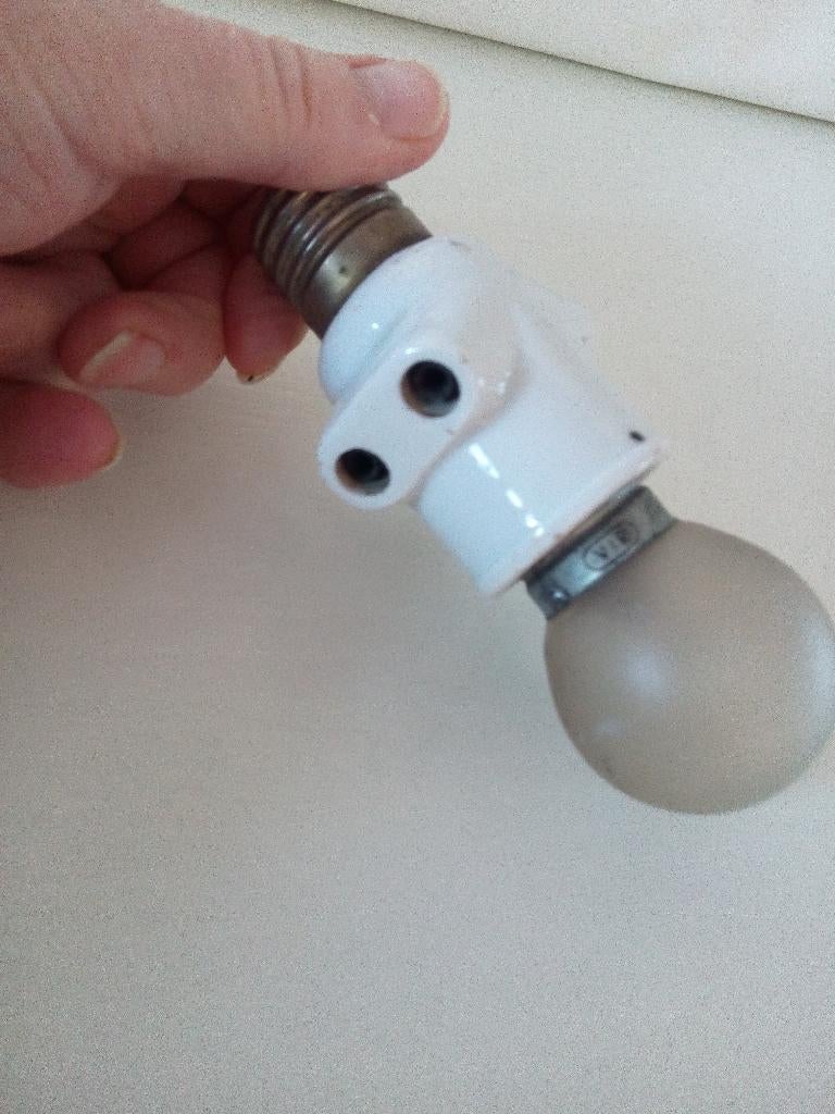 porselein lampenfitting met stopkontakt, Ophalen of Verzenden