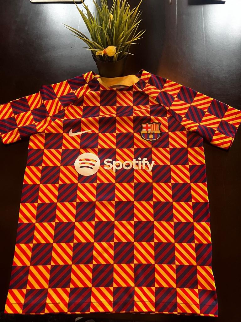 Fc Barcelona warming up shirt, Maat XS of kleiner, Ophalen of Verzenden, Zo goed als nieuw, Shirt