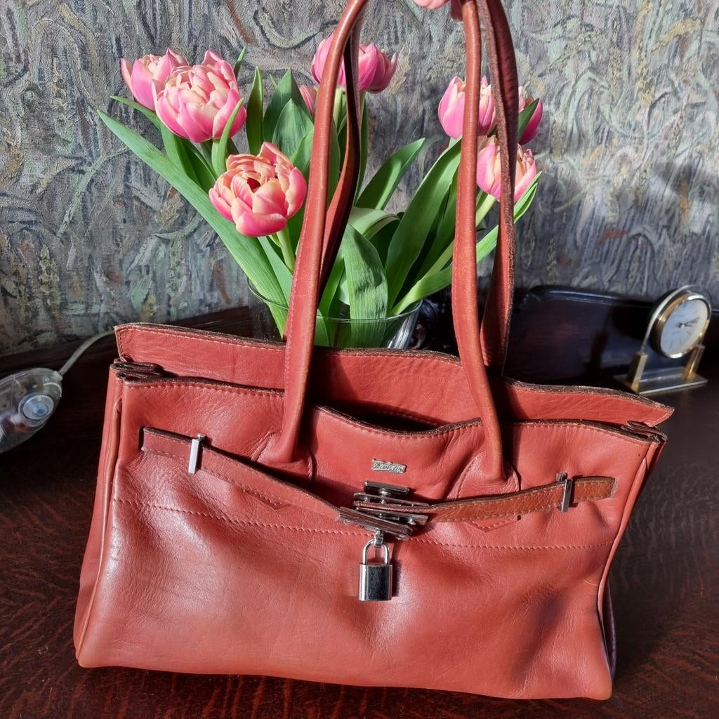 Lederen Birkin style tas.  *fontas*, Sieraden, Tassen en Uiterlijk, Tassen | Damestassen, Ophalen of Verzenden, Gebruikt, Bruin
