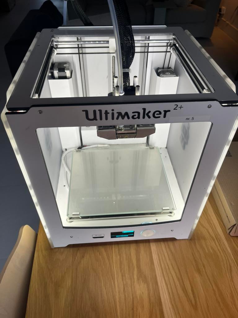 Ultimaker 2+, Ophalen, Zo goed als nieuw