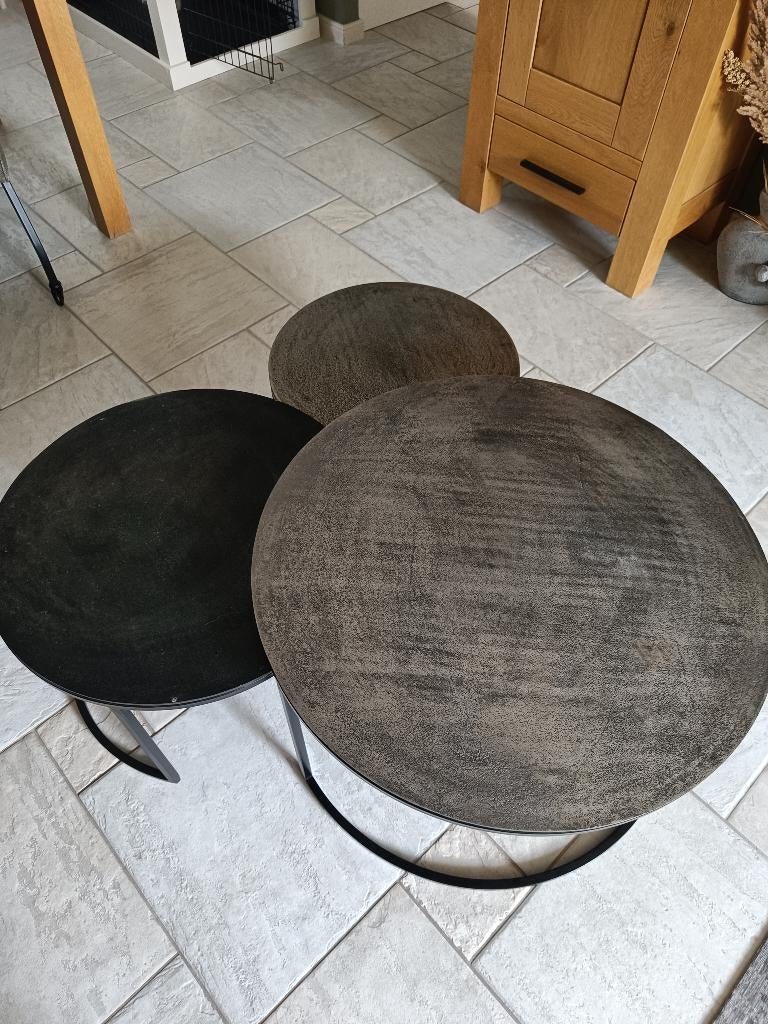 Industriële ronde salontafel van metaal 3 stuks, Ophalen, Gebruikt, 50 tot 100 cm, Rond