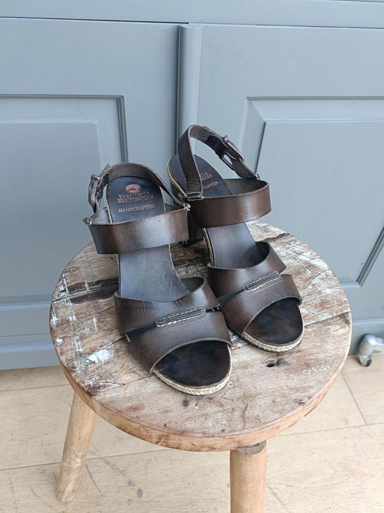 Fred de la bretoniere sandalen maat 37, Kleding | Dames, Schoenen, Ophalen of Verzenden, Zo goed als nieuw, Sandalen of Muiltjes