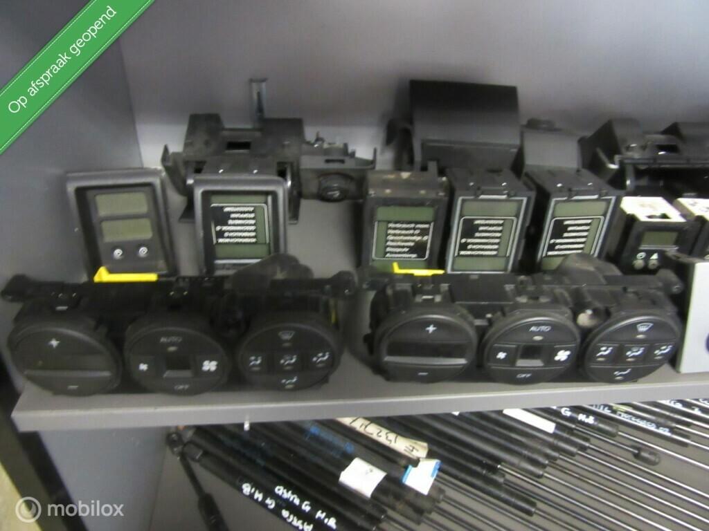 Boordcomputer tijdklok Opel Kadett Vectra Omega Calibra etc, Gebruikt, Ophalen of Verzenden