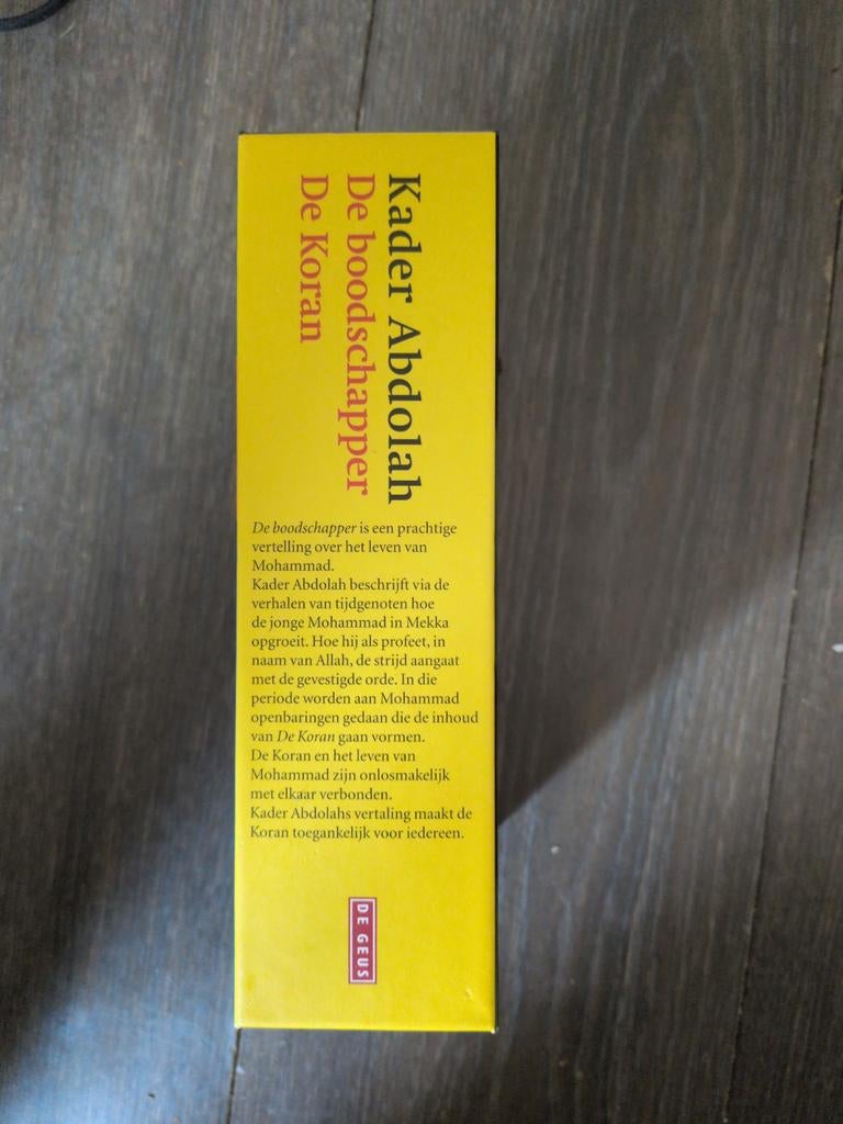 Kader Abdolah - De boodschapper / De Koran, Ophalen of Verzenden, Zo goed als nieuw, Kader Abdolah, Islam