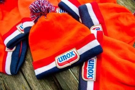 4 unox mutsen, Ophalen of Verzenden, Nieuw, Overige maten, Muts