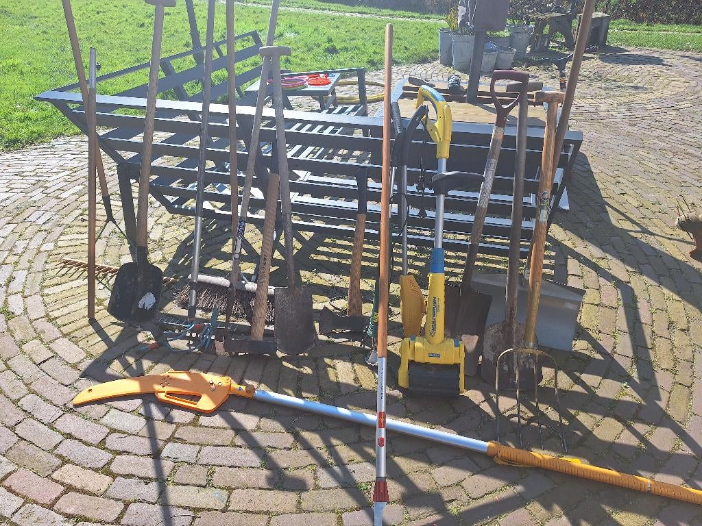 Diverse tuingereedschap, Ophalen, Gebruikt
