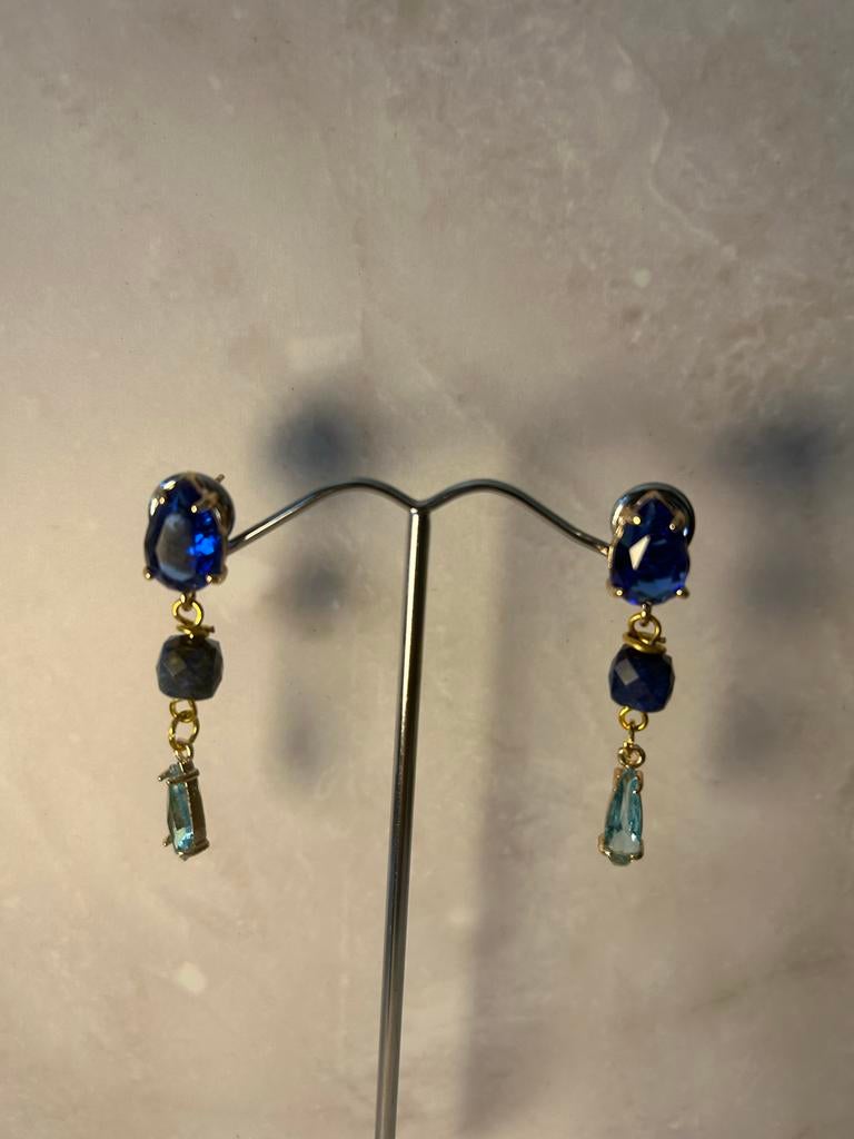 Elegante blauwe oorbellen met edelstenen, Overige materialen, Hangers, Zo goed als nieuw, Met edelsteen
