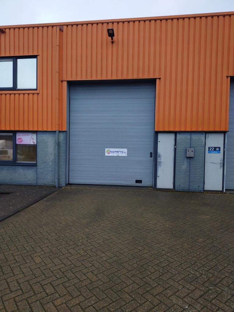 Bedrijfsruimte / productieruimte – huurcontract ter overname, 300 m², Huur, Bedrijfsruimte