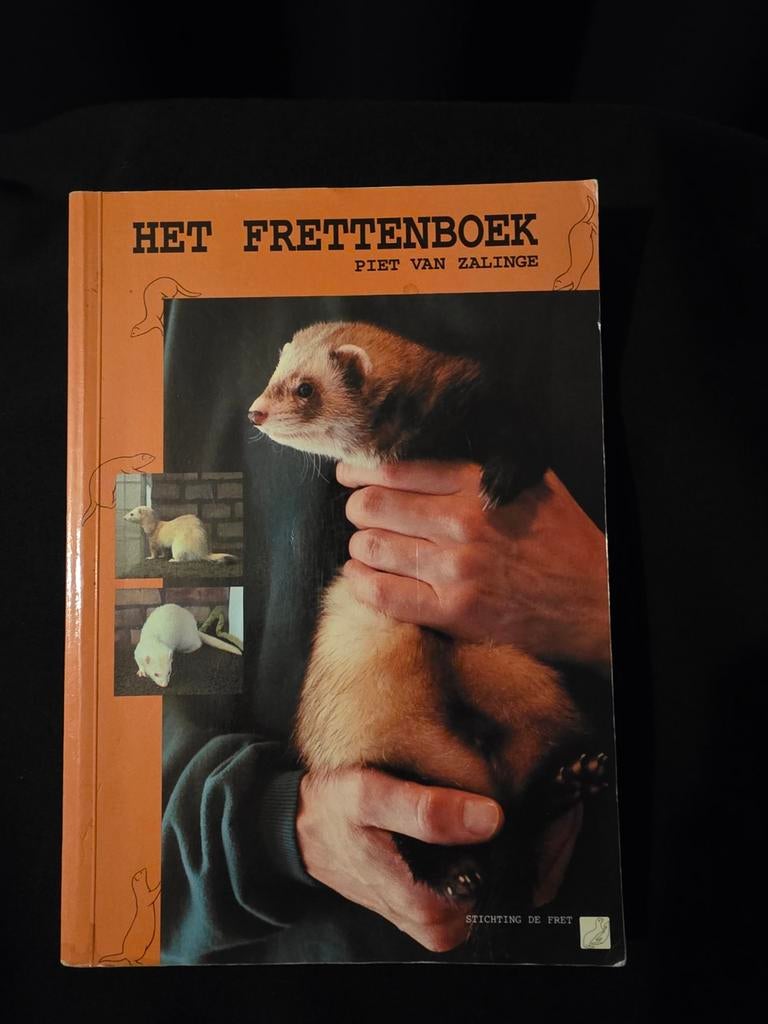 Het Frettenboek: Handleiding omgaan met fretten als huisdier, Ophalen of Verzenden, Gelezen, Overige diersoorten, Piet van Zalinge
