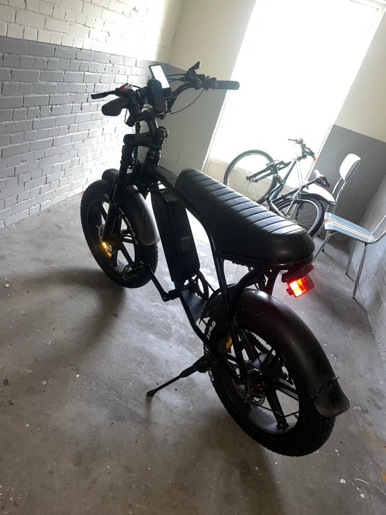 Ouxi v8, 59 cm of meer, Ophalen, Zo goed als nieuw, Overige merken