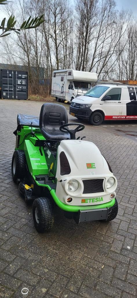 Etesia hydro 100 zitmaaier, Ophalen, Gebruikt, Etesia