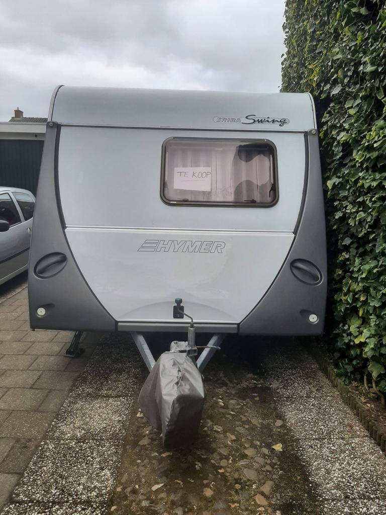 Hymer Eriba Swing 465 met Isabella voortent., Caravans en Kamperen, Rondzit, Frans bed, Koelkast, Particulier
